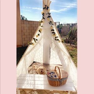 Meet your Posher, Gladys